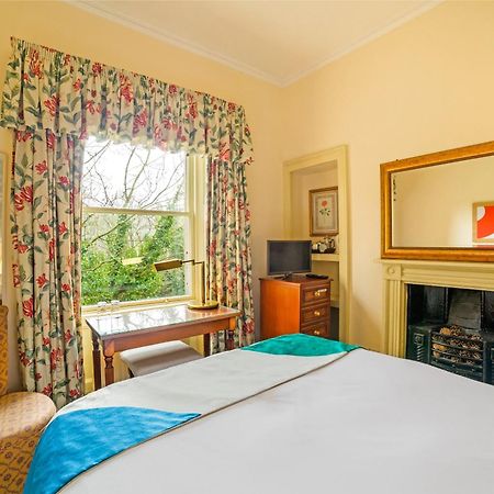 Oyo Bailbrook Lodge, Bath Ngoại thất bức ảnh